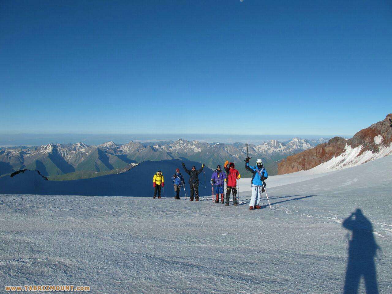 اولین کوه بانوی  آذربایجان شرقی بر فراز قله کازبک
